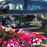 Dubaivillage منتجع