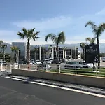 Dubaivillage * Camposano