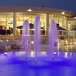 Dubaivillage منتجع Camposano