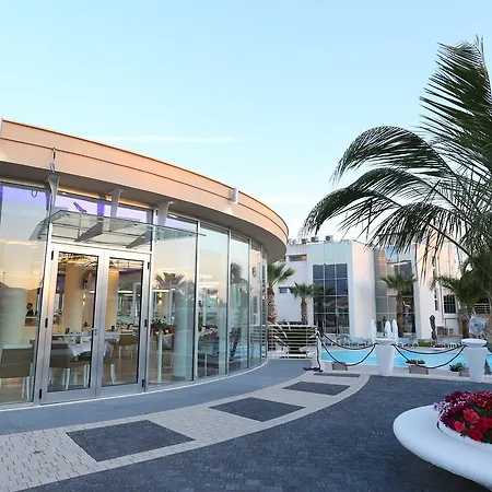 Dubaivillage Θέρετρο