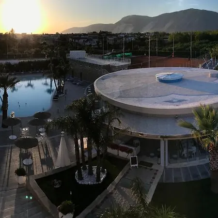 Dubaivillage * Camposano