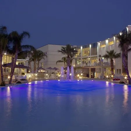 Dubaivillage Resort Camposano