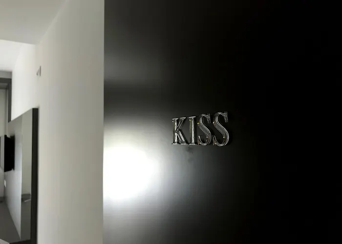 Dubaivillage * Camposano