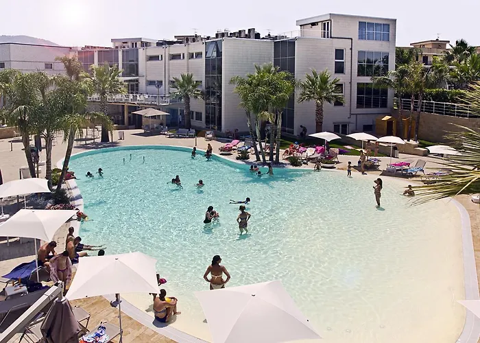 Dubaivillage Resort Camposano