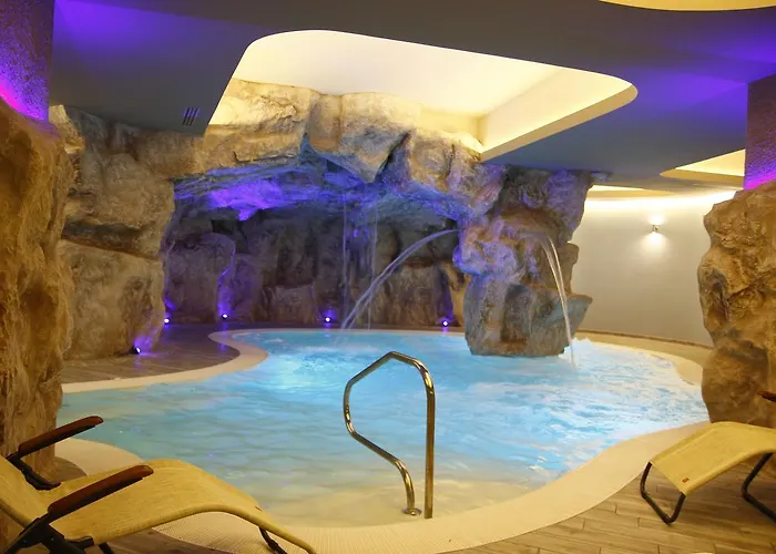 Dubaivillage Resort *