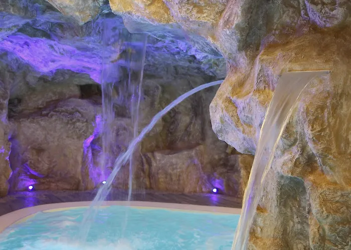 Dubaivillage Resort *