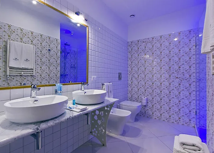 Dubaivillage Resort Camposano